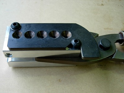 Hand casting mold